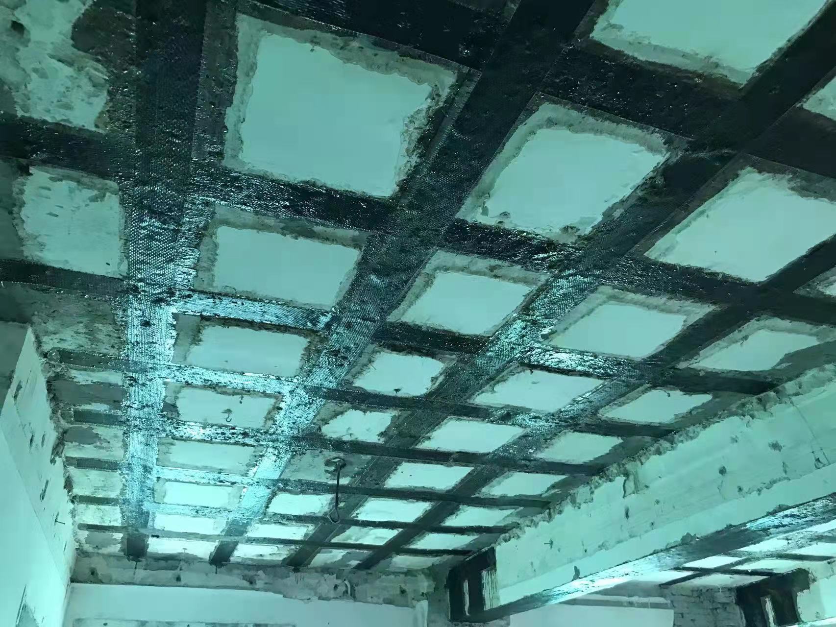 新华镇粘碳纤维布施工工艺